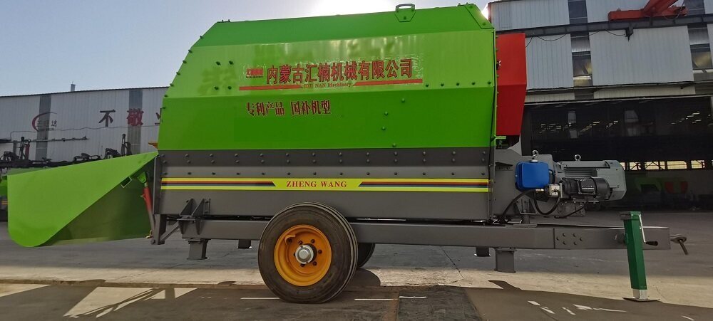 5立方牽引式自動給料模塊化飼料攪拌機(jī)